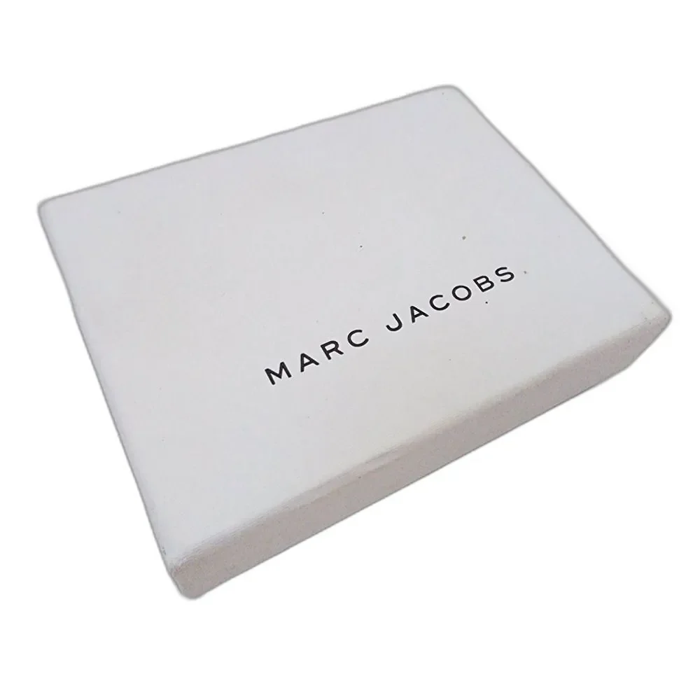 Marc Jacobs used excellent